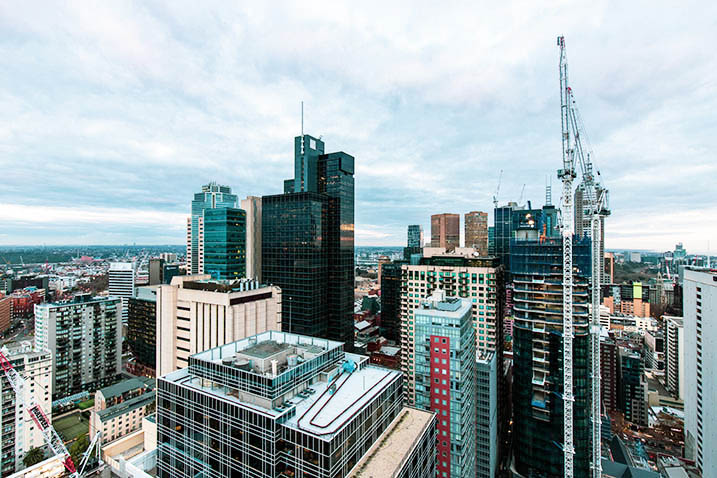 Melbourne skyline with crane